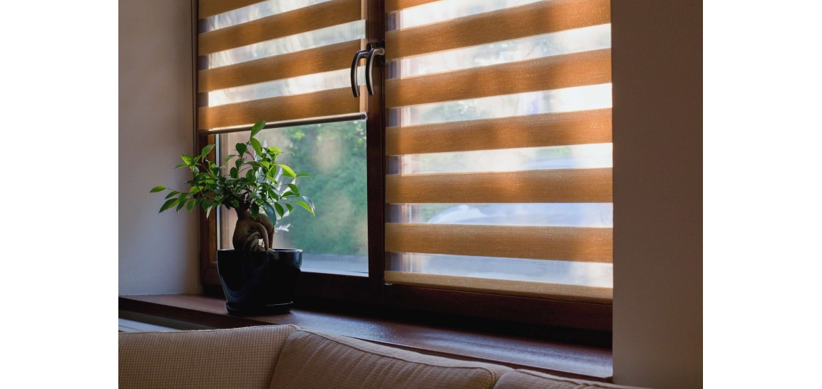 Od czego zależy koszt rolet dzień noc?