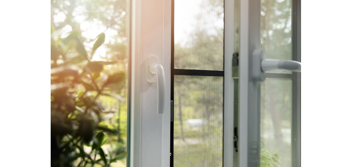 Jak wybrać moskitiery na okna?