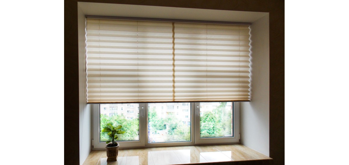 Czy plisy okienne pasują do każdego wnętrza?